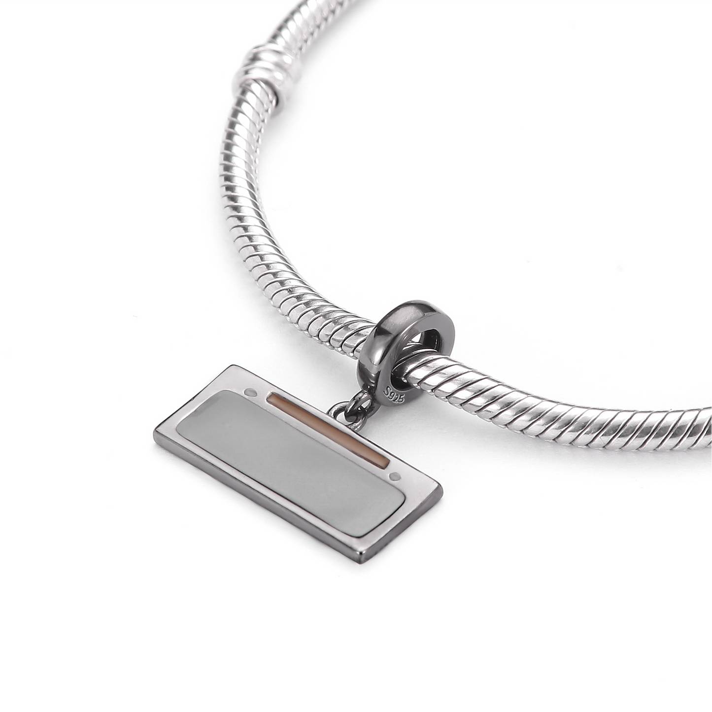 Automatic lens Charm