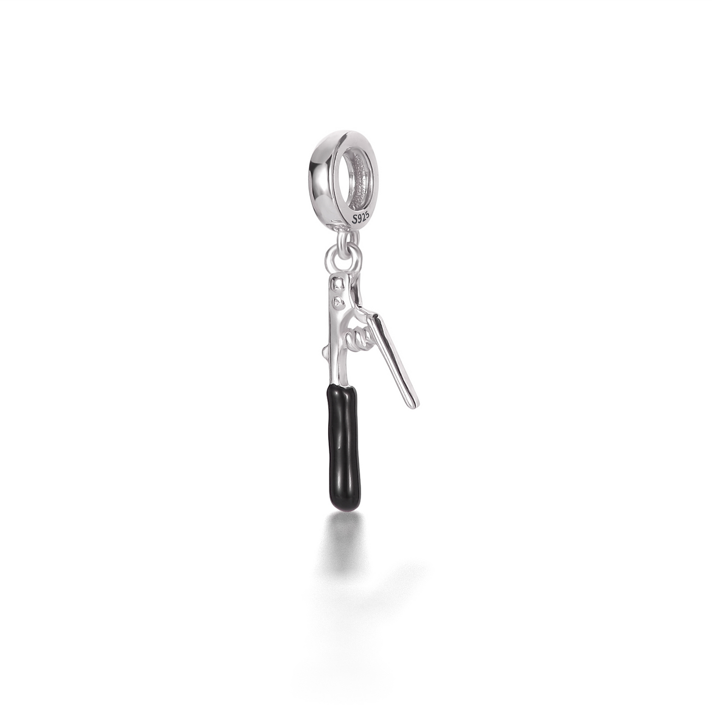 Stinger V Charm