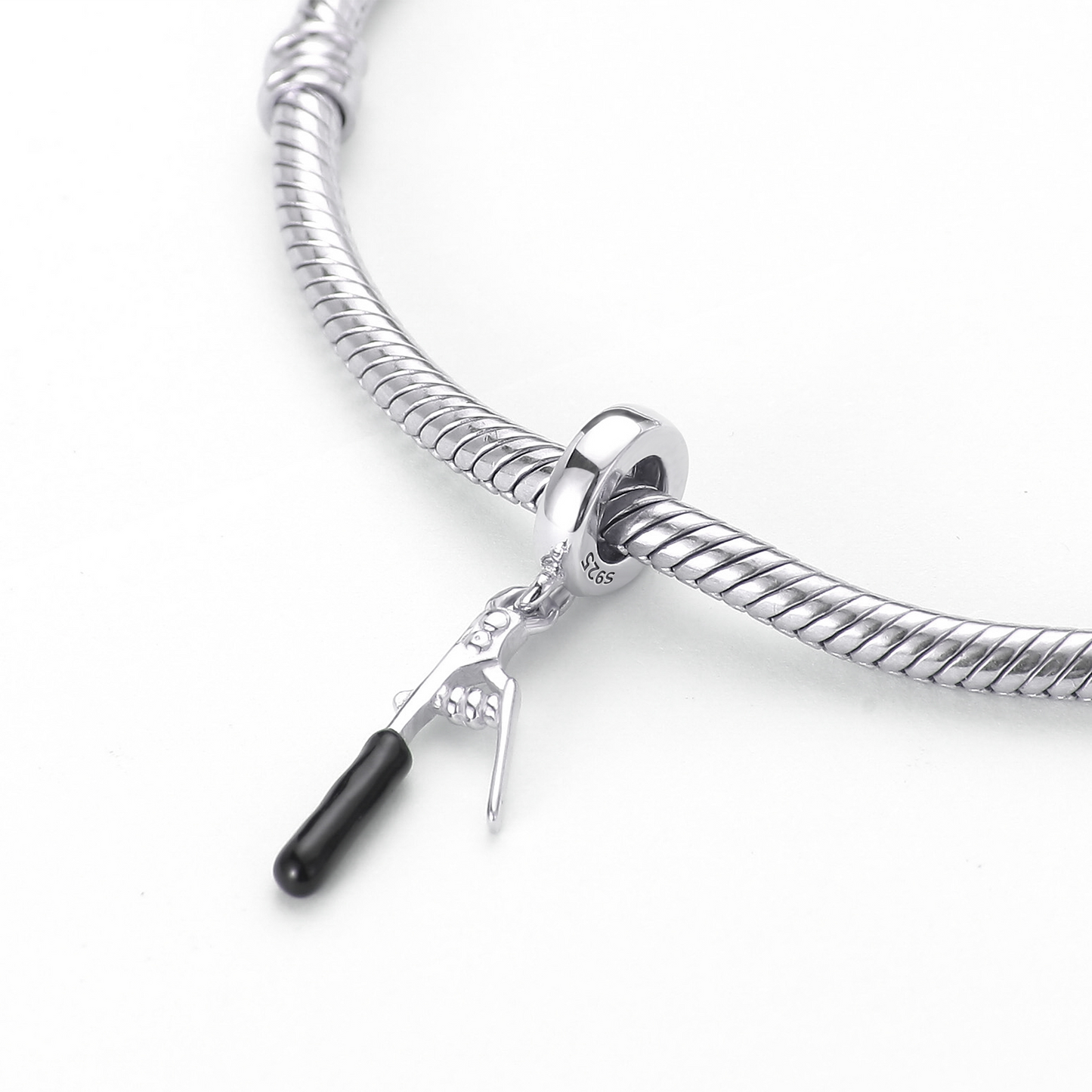 Stinger V Charm